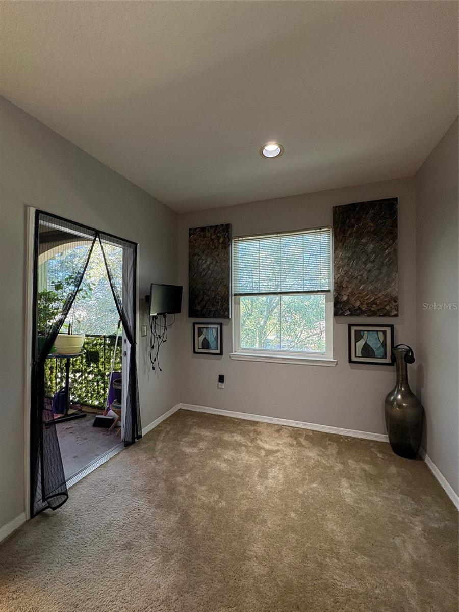 1810 E PALM AVENUE 7303