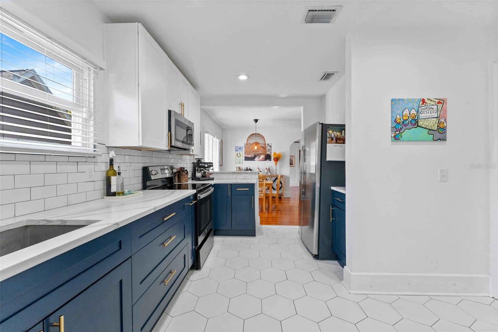 INTER BAY - Residential