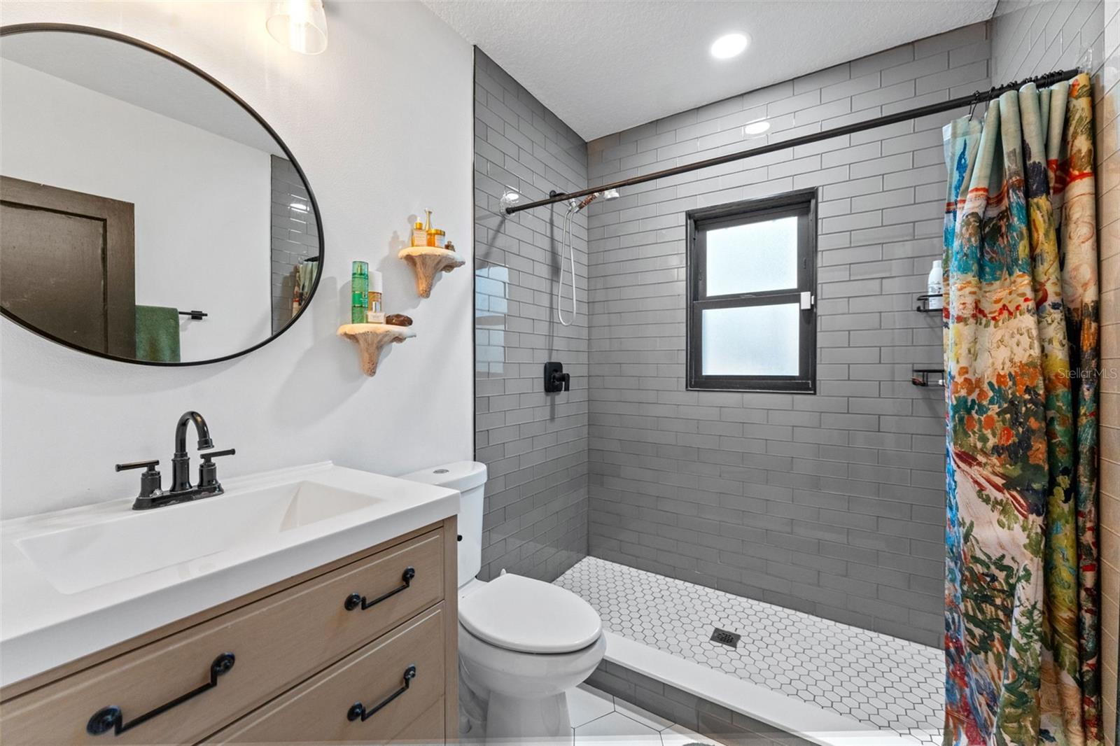 INTER BAY - Residential