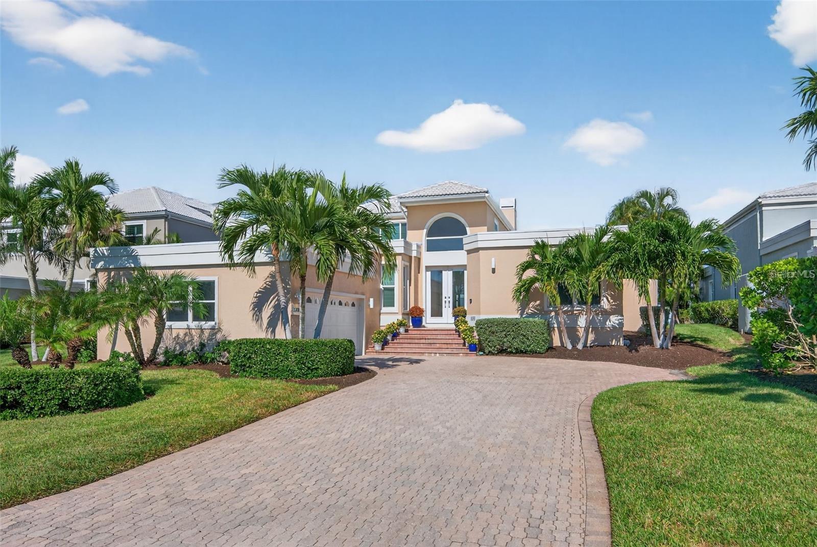 3488 MISTLETOE LANE