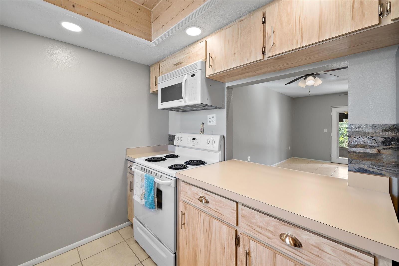 CURRY CREEK CONDO VILLA - Residential