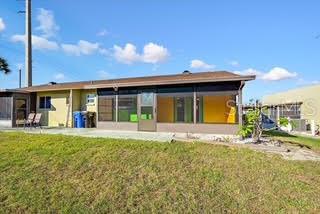 CURRY CREEK CONDO VILLA - Residential