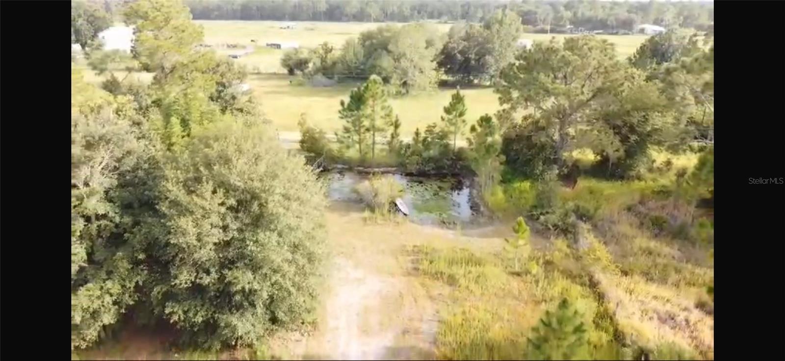 OAKRIDGE ESTATES - Land