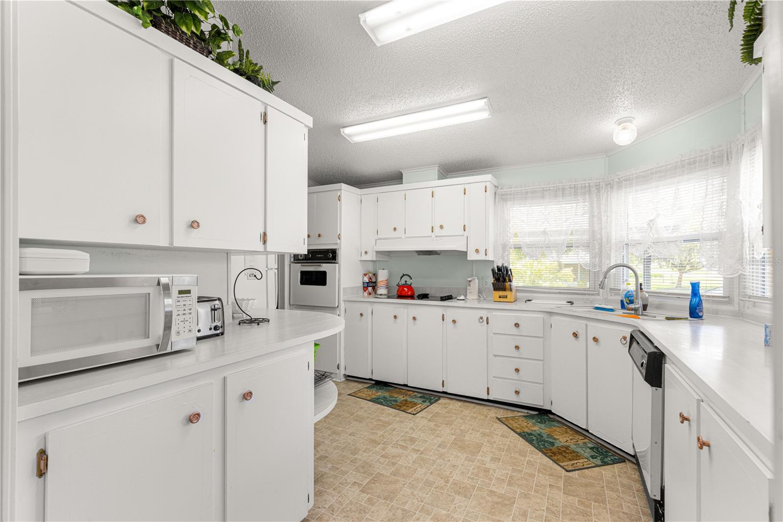 TROPICANA VILLAGE - Residential