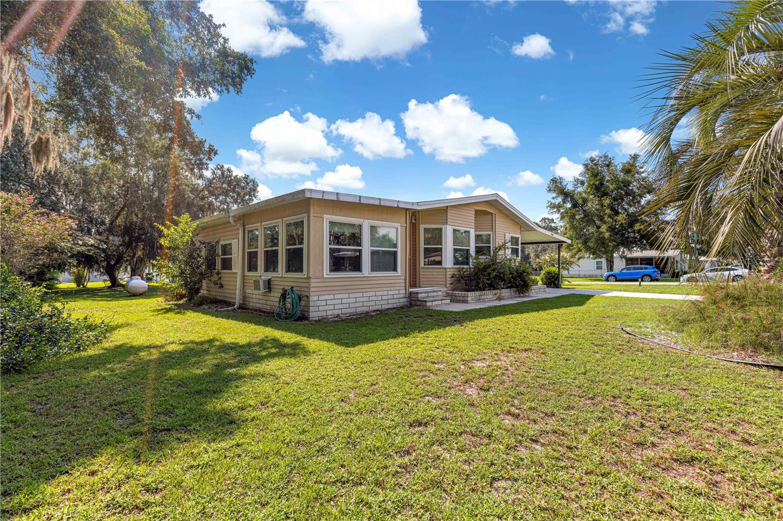 TROPICANA VILLAGE - Residential