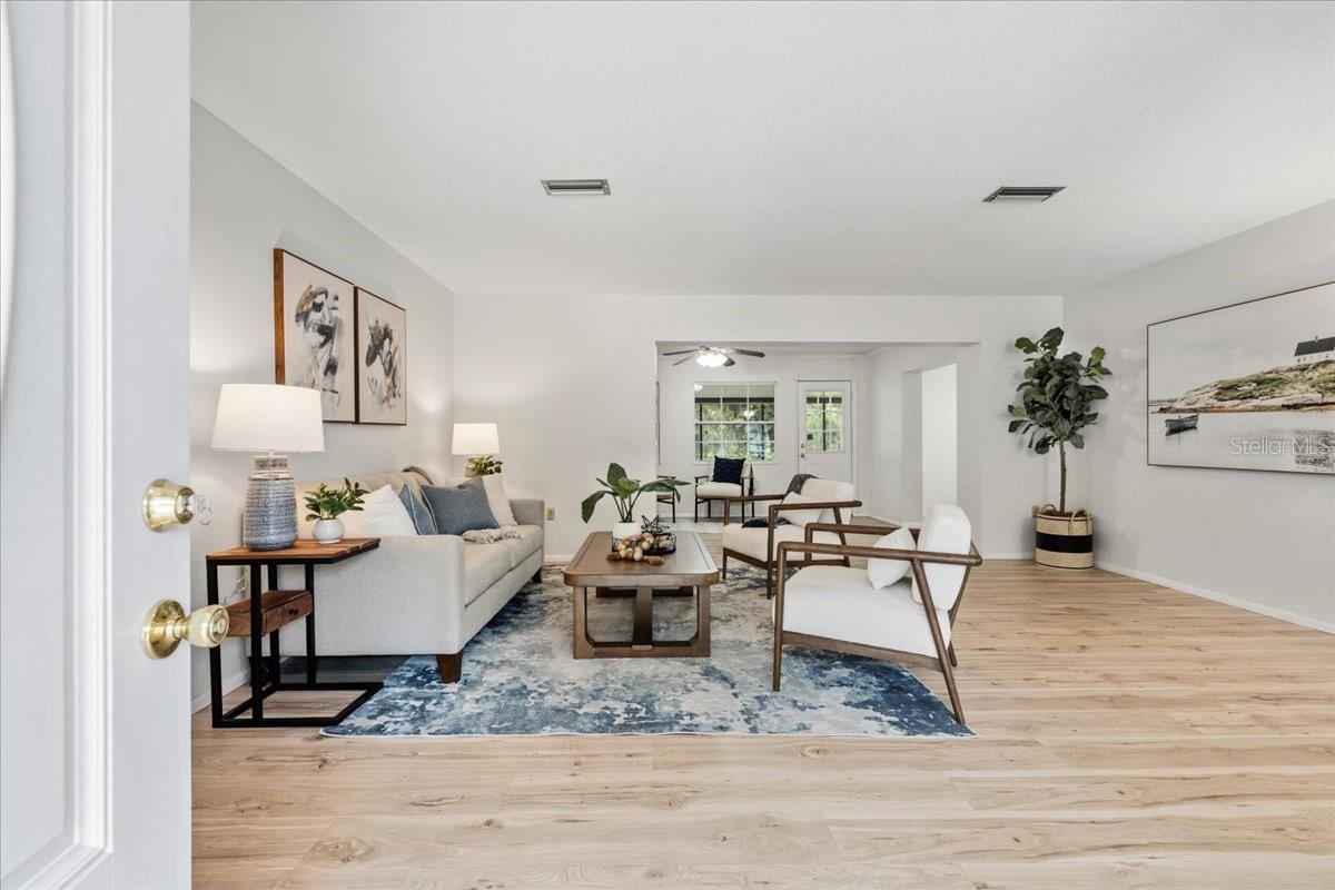 FLORIDA TROPICAL HOMESITES & LITTLE FARMS - Residential