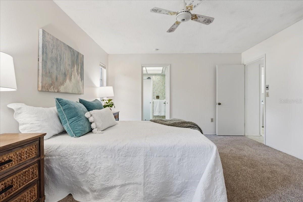 FLORIDA TROPICAL HOMESITES & LITTLE FARMS - Residential