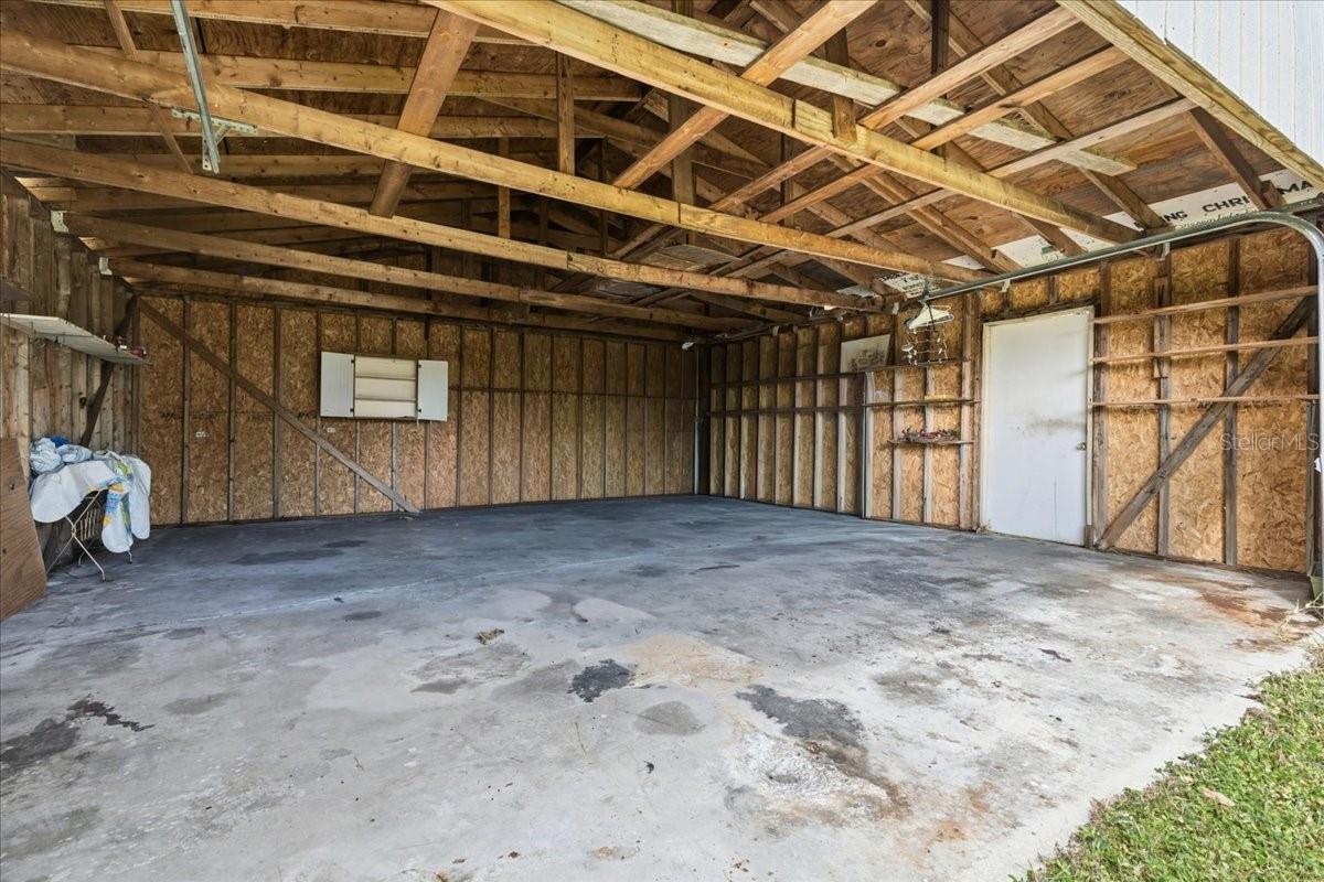 FLORIDA TROPICAL HOMESITES & LITTLE FARMS - Residential