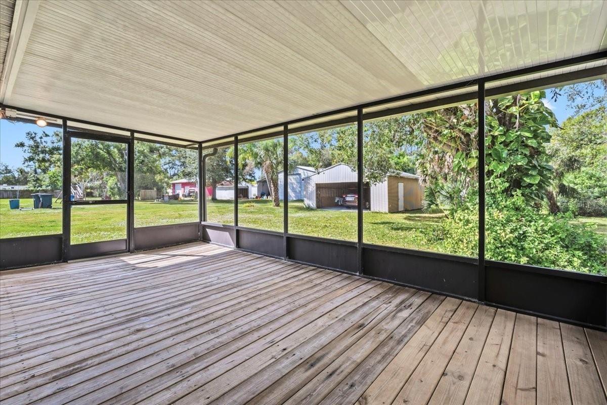 FLORIDA TROPICAL HOMESITES & LITTLE FARMS - Residential