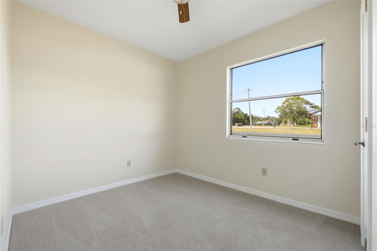 EAST UMATILLA - Residential