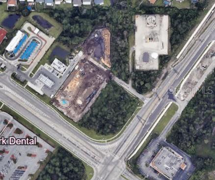 E OSCEOLA PARKWAY