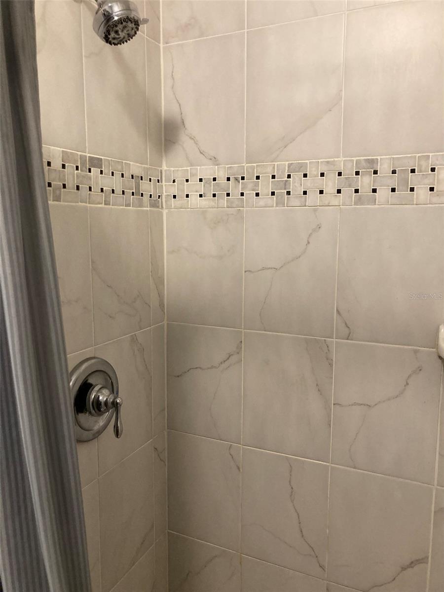 TERRACE PARK OF FIVE TOWNS - Residential