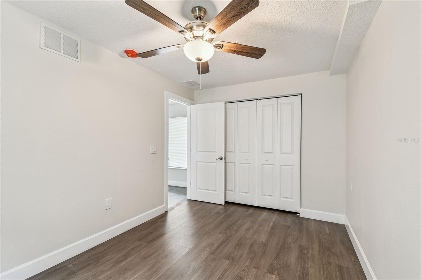GRAY GABLES - Residential Lease