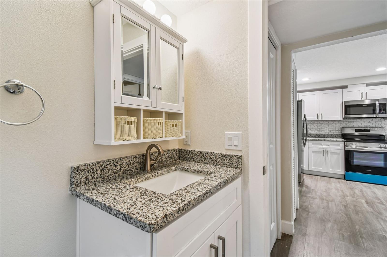 GRAY GABLES - Residential Lease