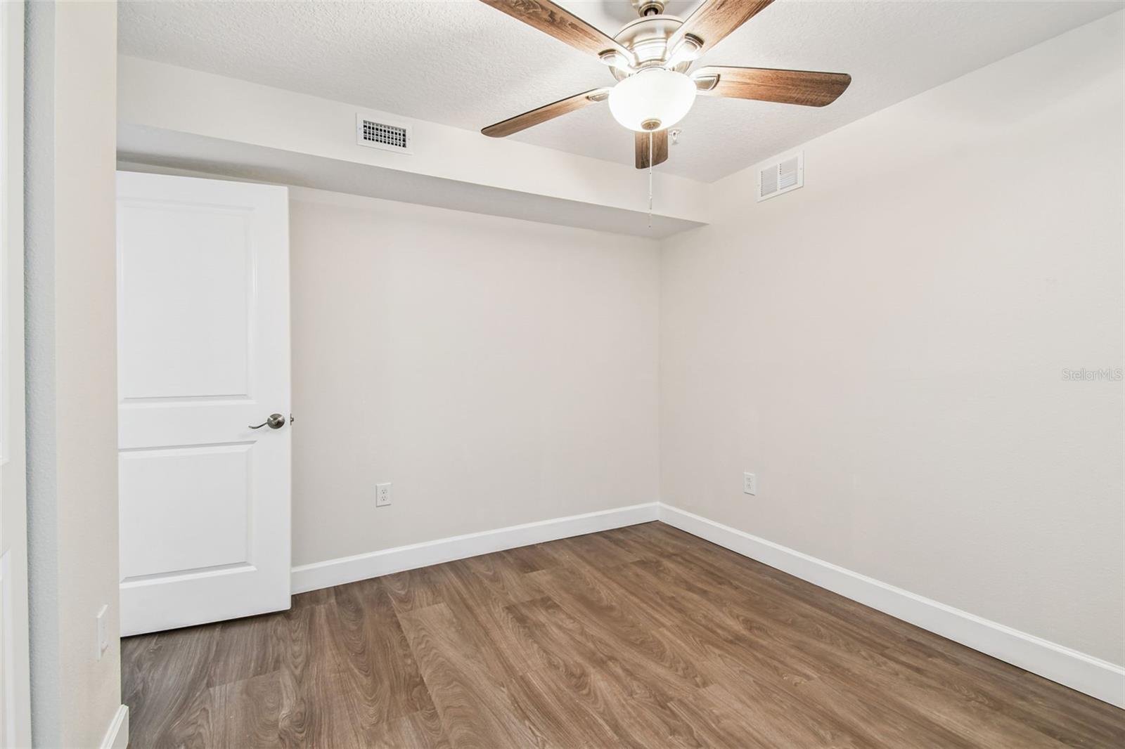 GRAY GABLES - Residential Lease