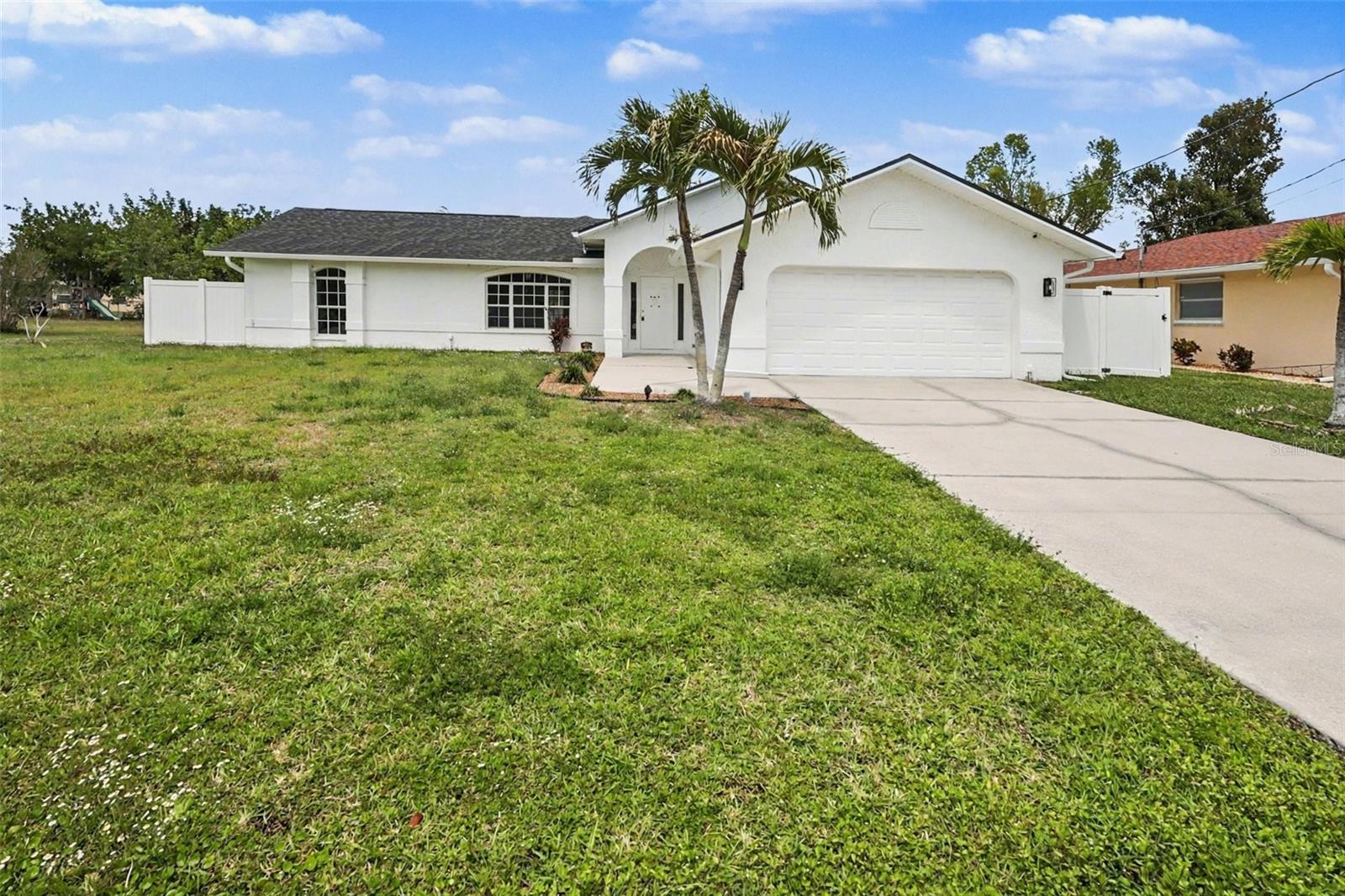 CAPE CORAL - Residential