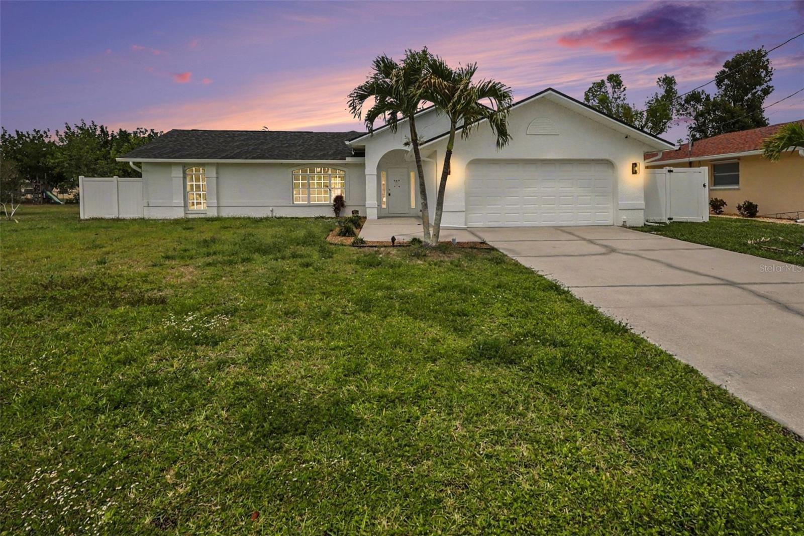 CAPE CORAL - Residential
