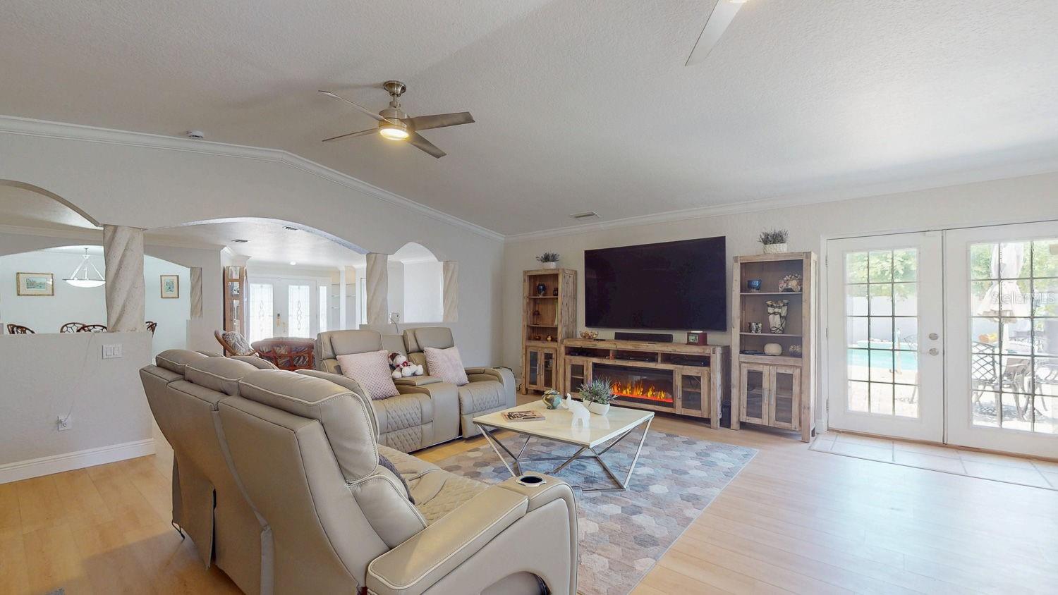 HARBOR BLUFFS - Residential