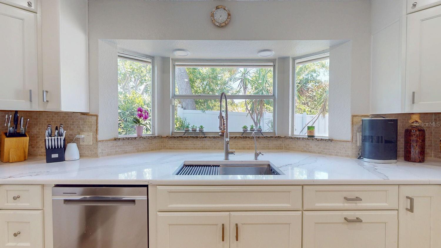 HARBOR BLUFFS - Residential