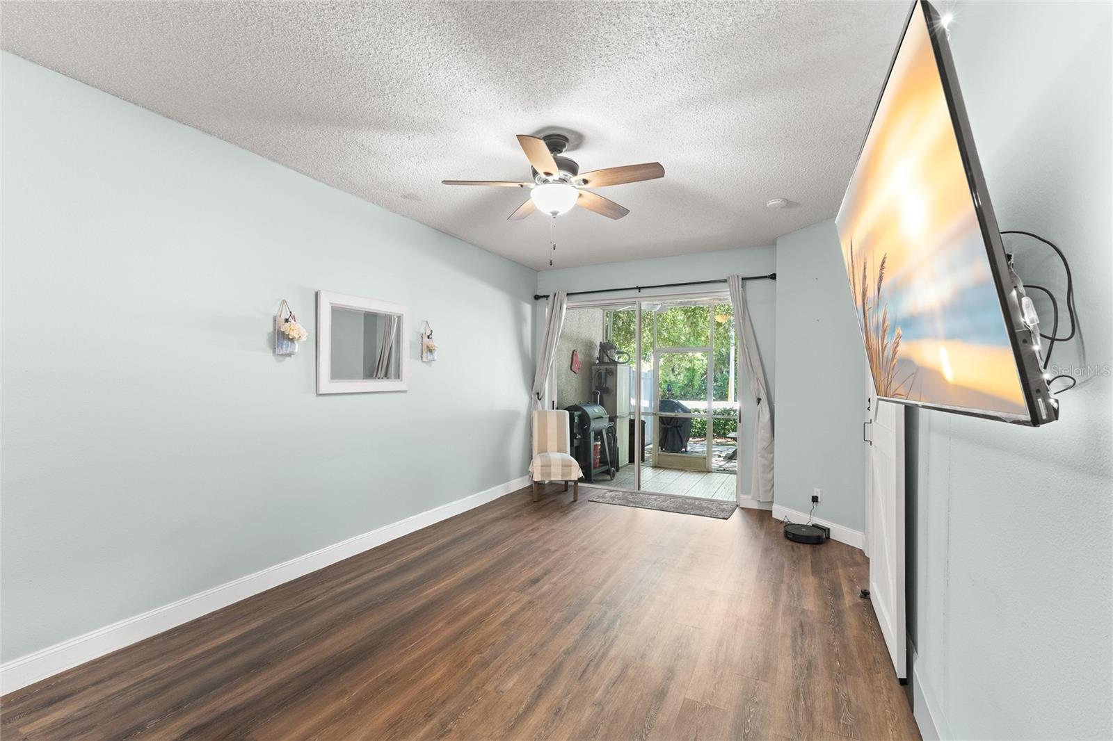 EAST LAKE LANDINGS - Residential