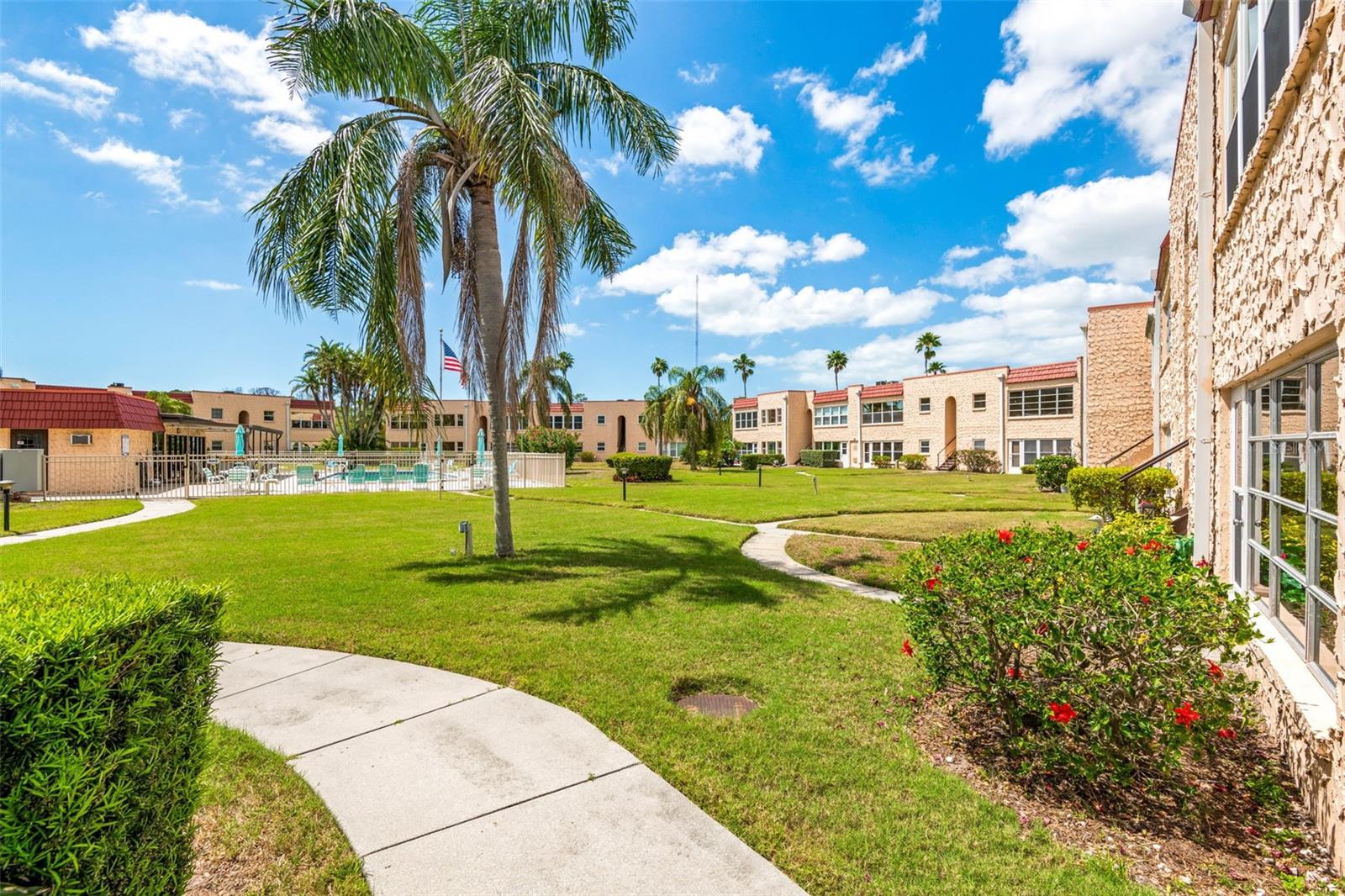 GARDENS THE CONDO - Residential