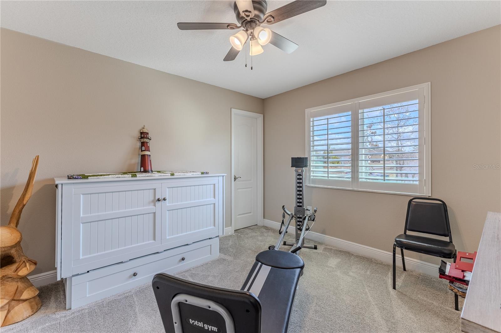 ROYAL HIGHLANDS - Residential