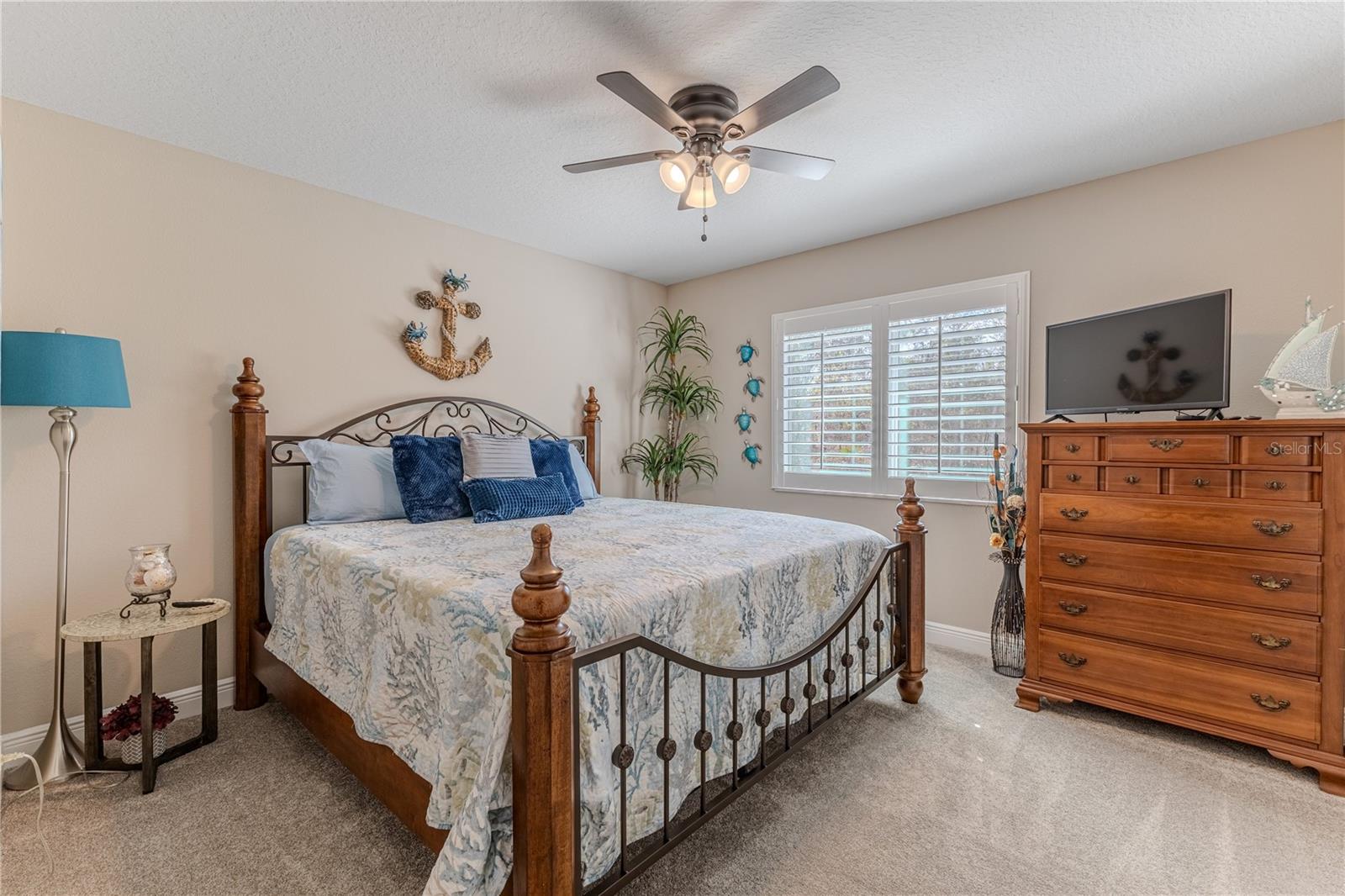 ROYAL HIGHLANDS - Residential