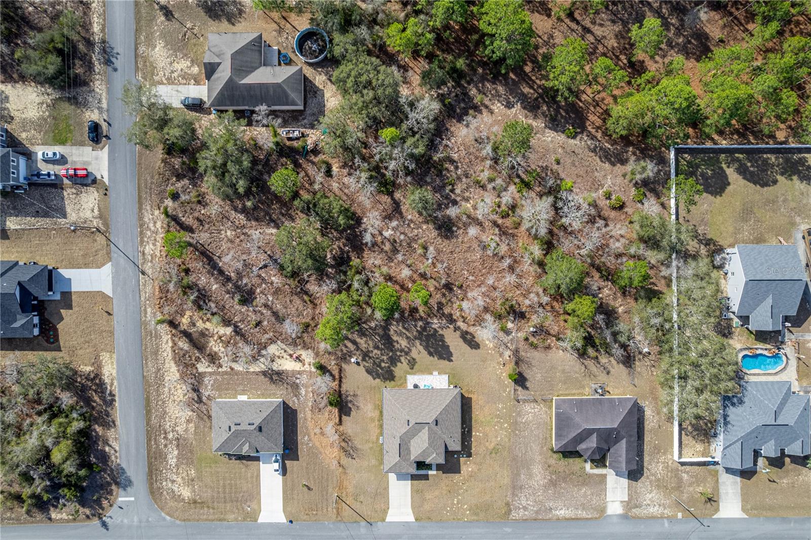 ROYAL HIGHLANDS - Residential