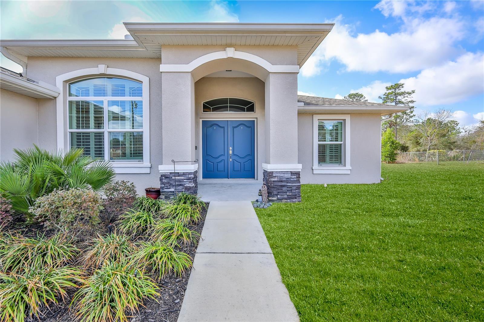 ROYAL HIGHLANDS - Residential