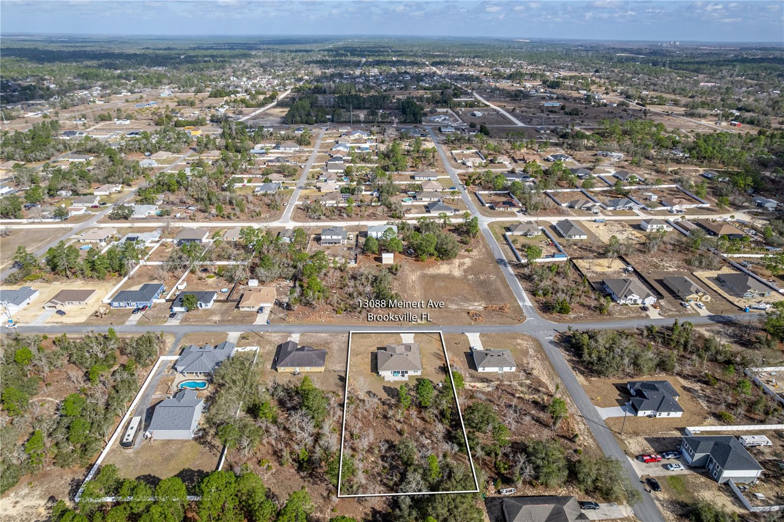 ROYAL HIGHLANDS - Residential