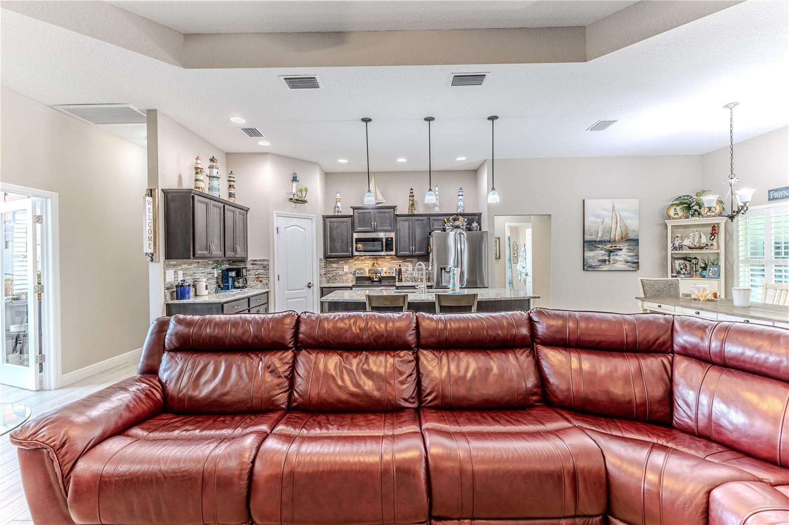 ROYAL HIGHLANDS - Residential