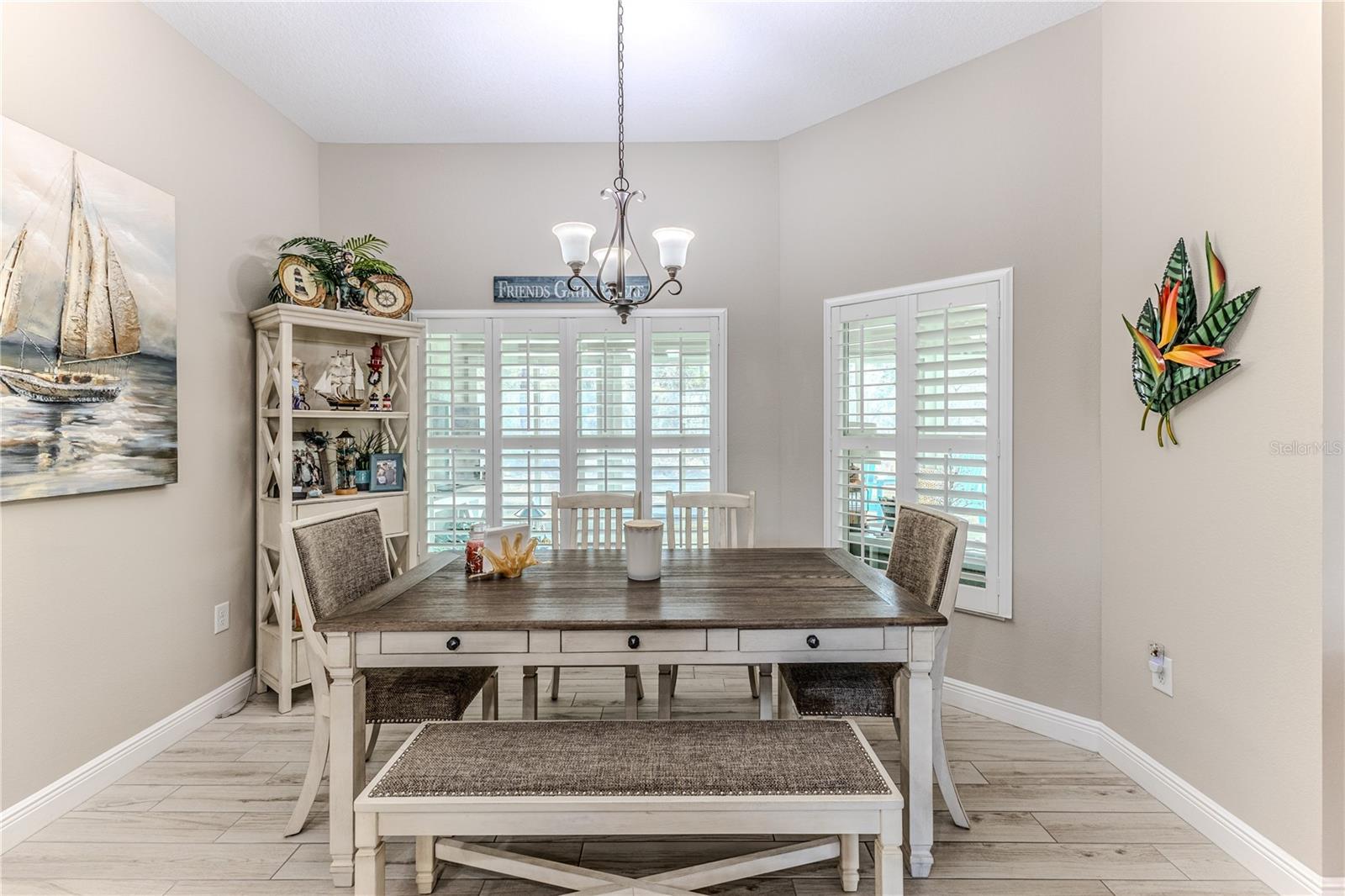 ROYAL HIGHLANDS - Residential