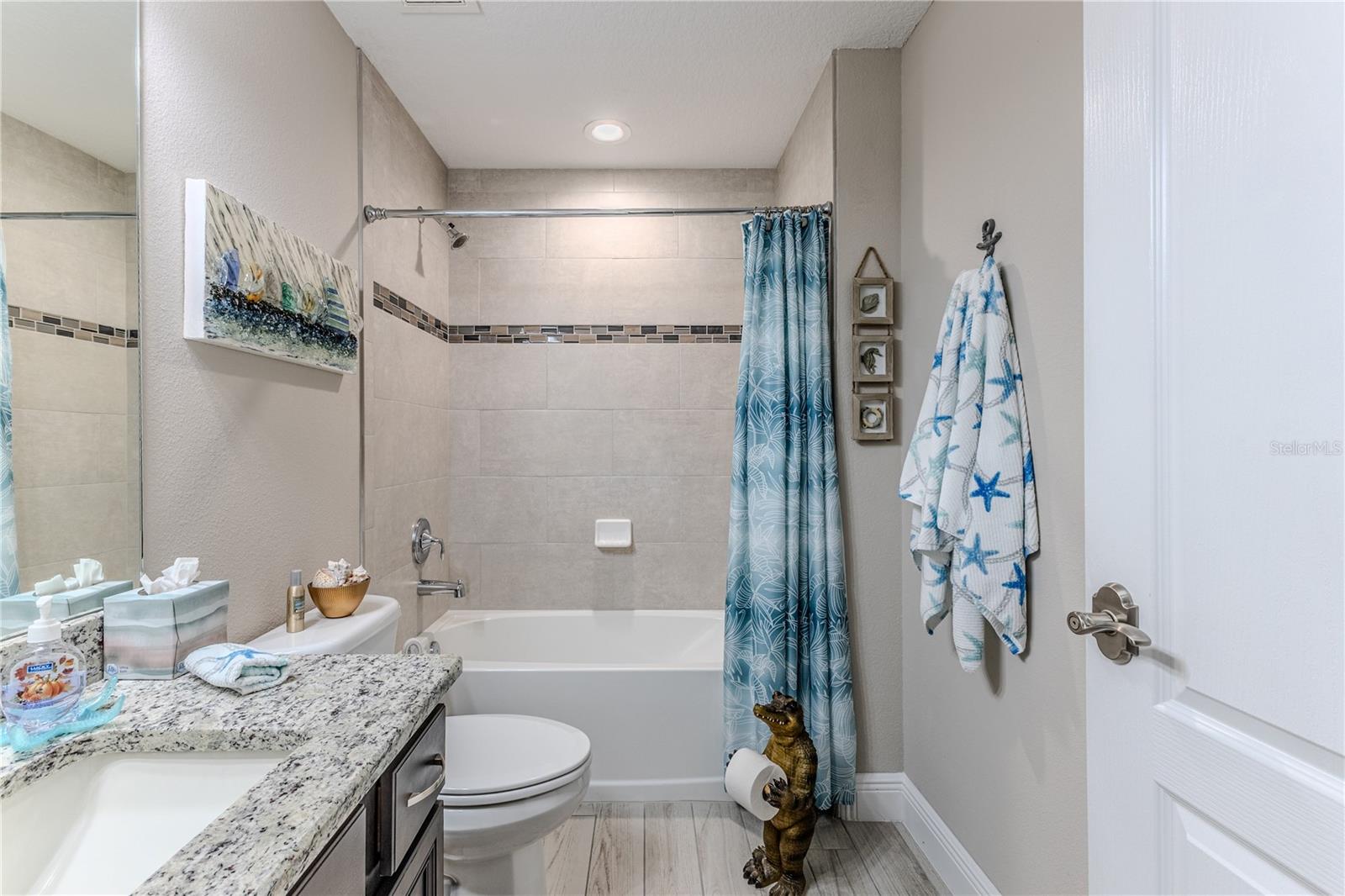 ROYAL HIGHLANDS - Residential