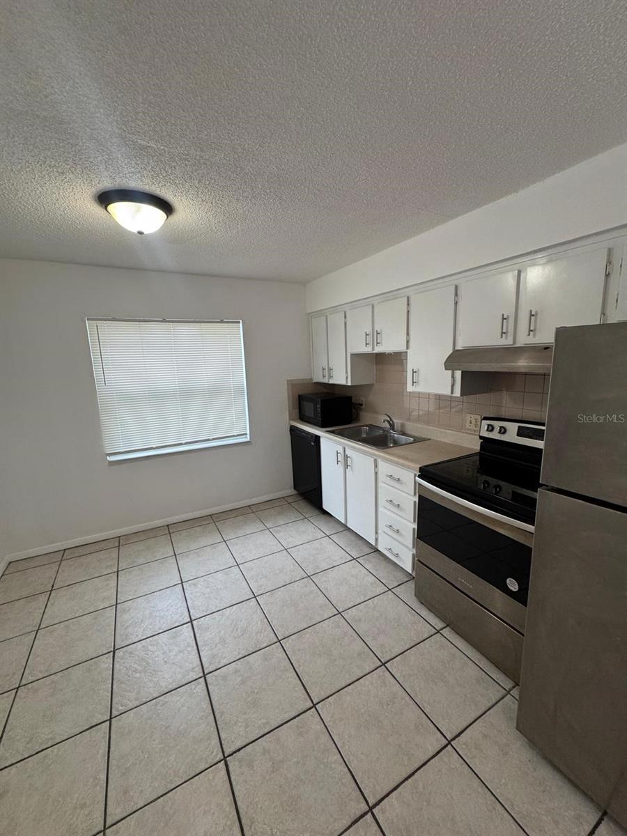 Photo of 715 Michigan Court #3, Saint Cloud, FL 34769 (MLS # S5159787)
