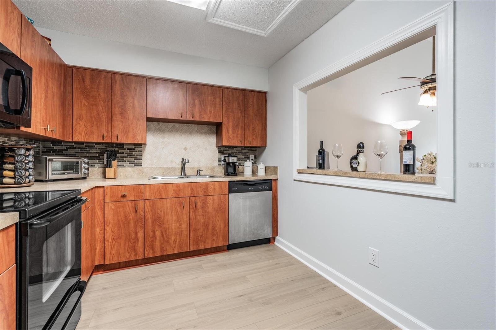 LAKE PADGETT SOUTH - Residential