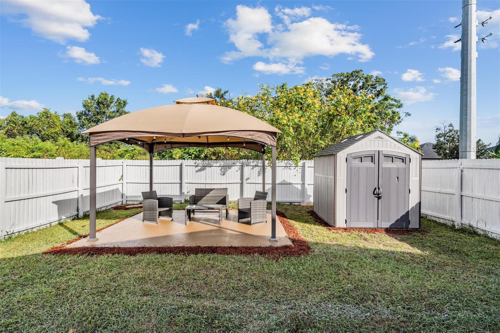 LAKE PADGETT SOUTH - Residential