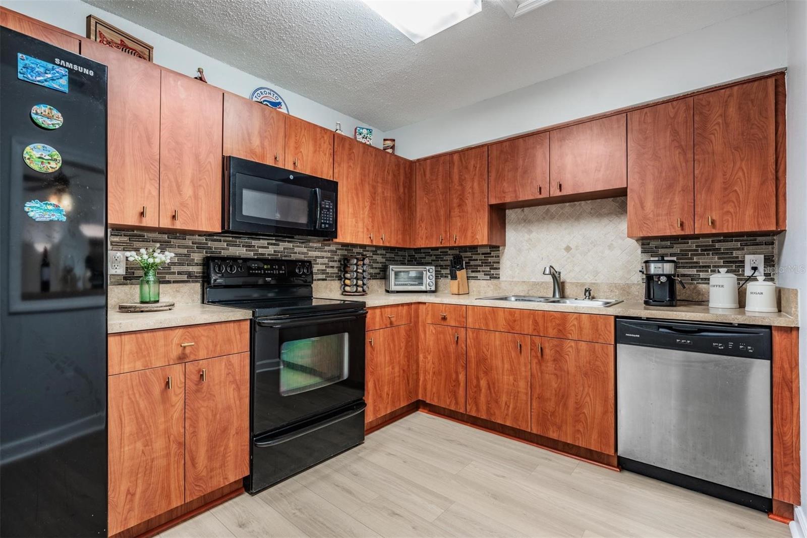 LAKE PADGETT SOUTH - Residential