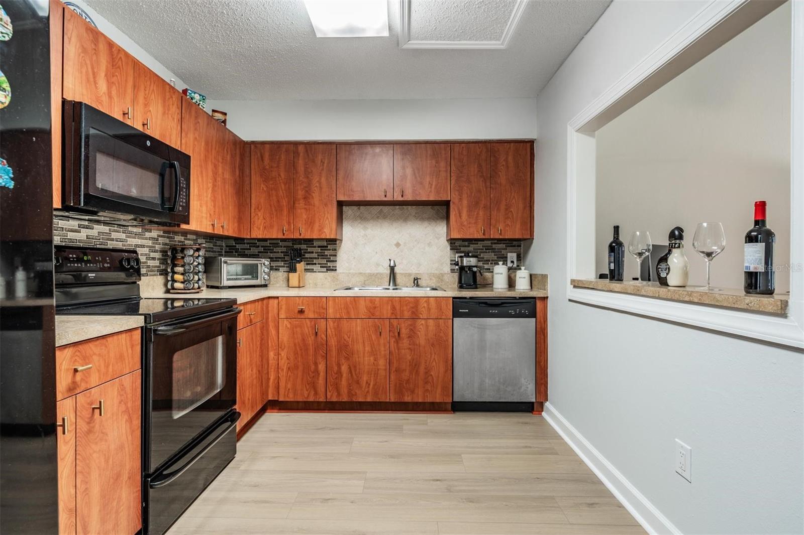 LAKE PADGETT SOUTH - Residential