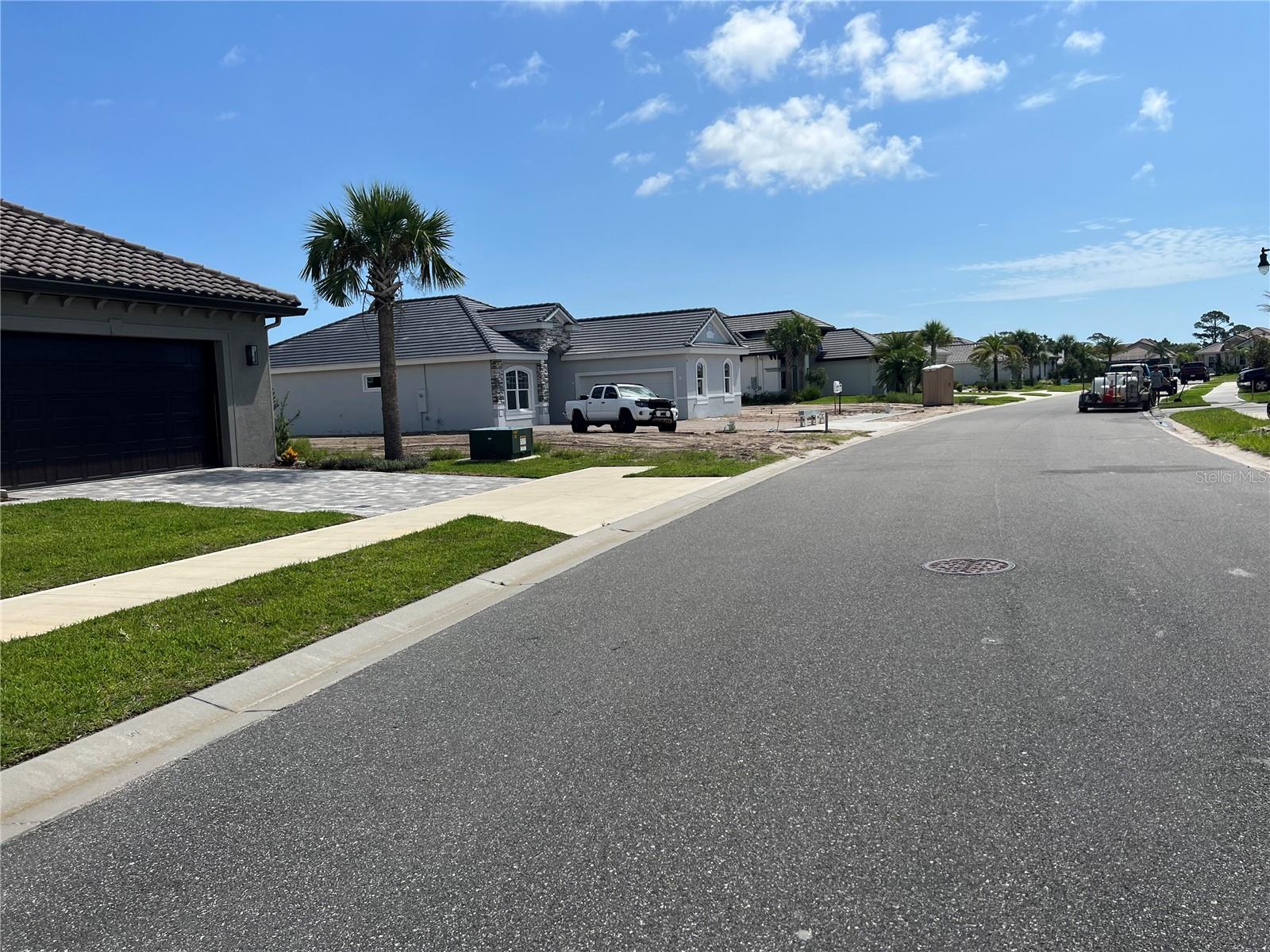 15 DEL PALMA DRIVE
