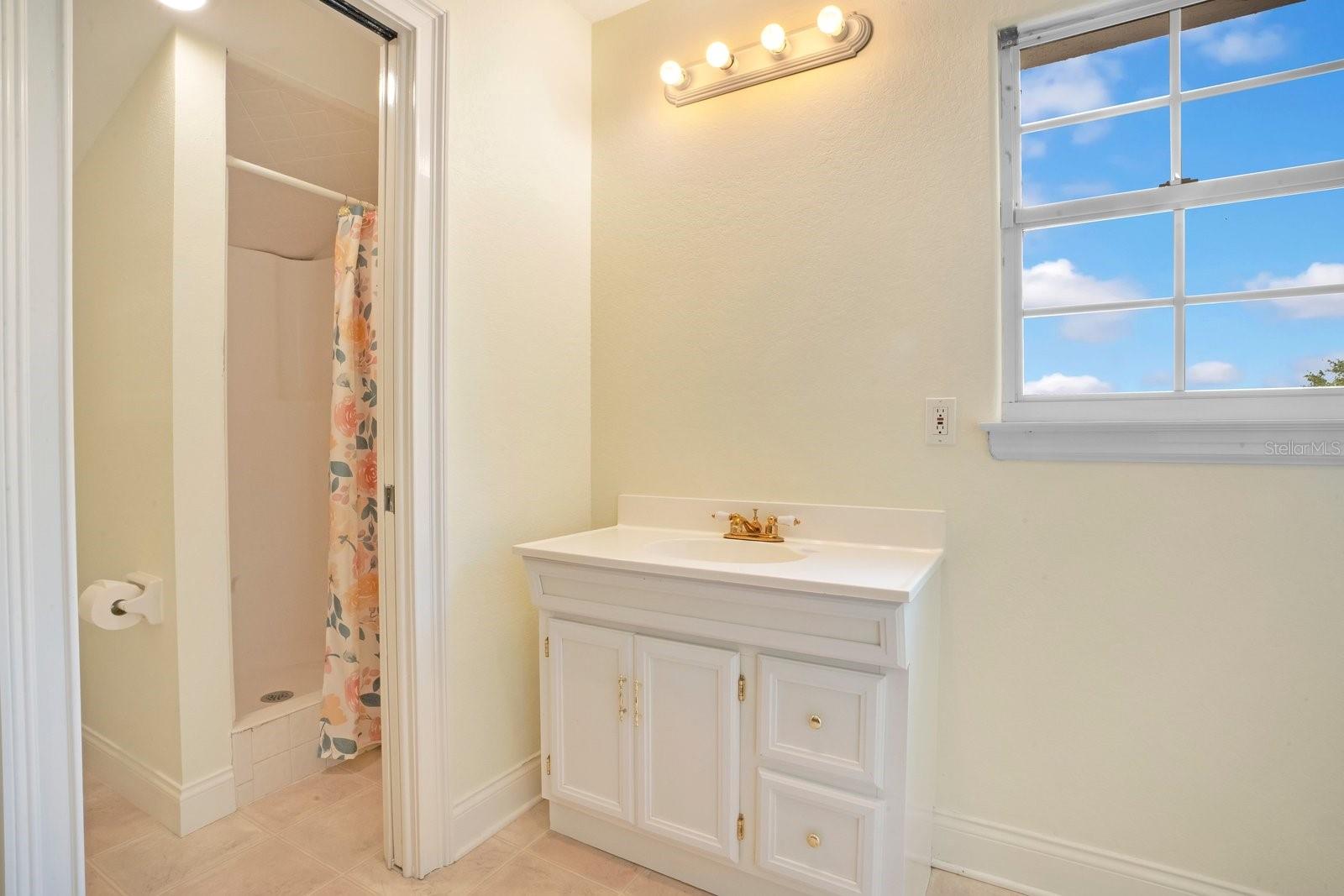 VAN FLEET ESTATES - Residential