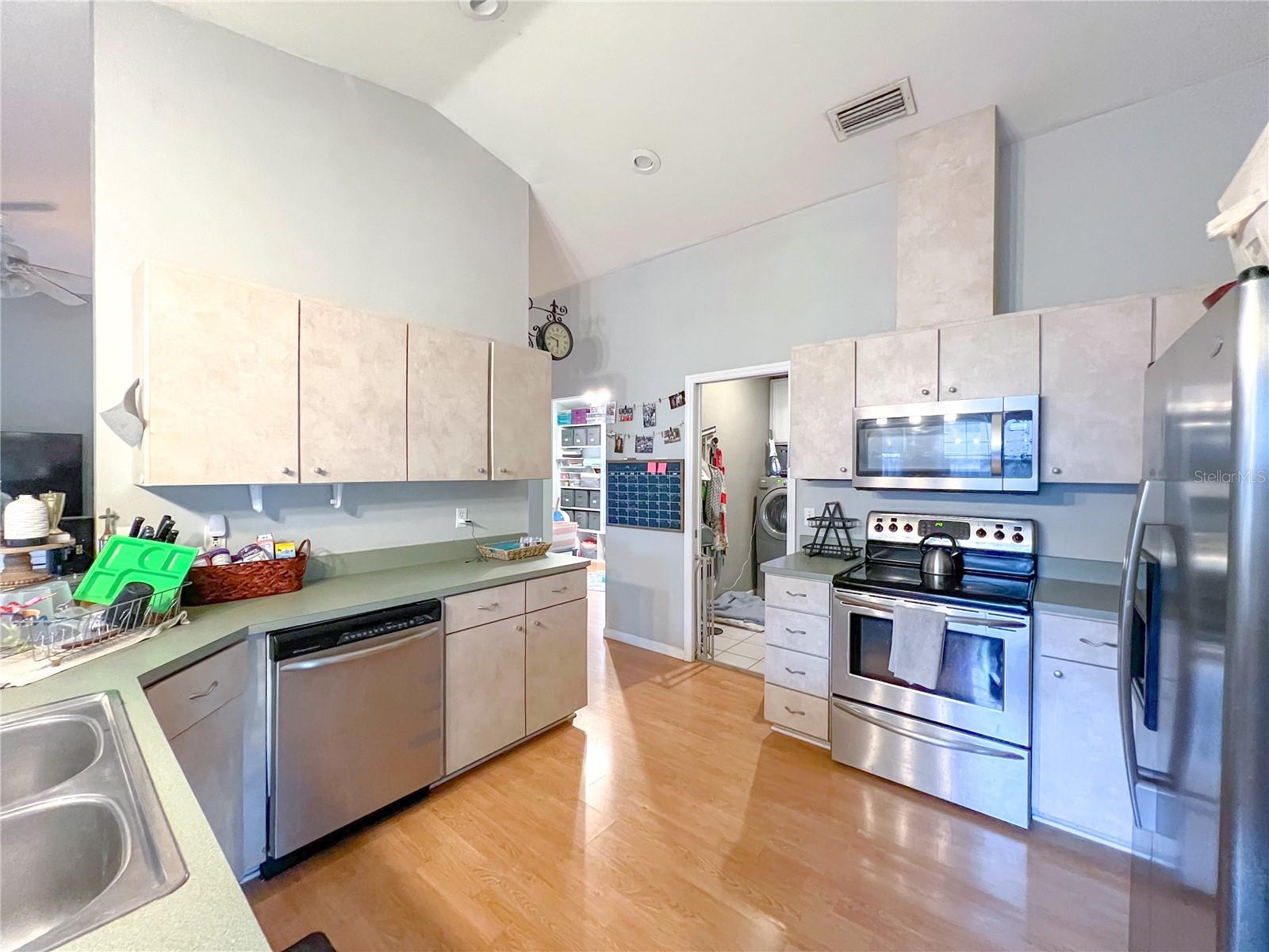 REPLAT SYLVANIA TERRACE - Residential