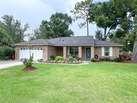 Photo of 25506 SW 20th Avenue, Newberry, FL 32669 (MLS # GC533720)