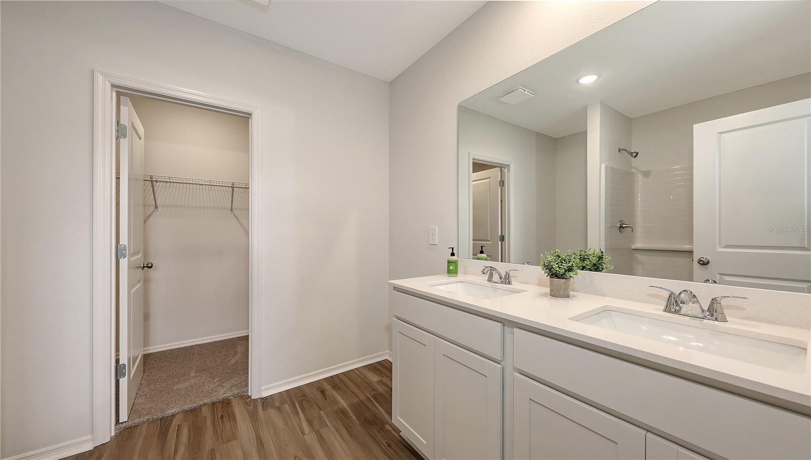 BROADLEAF - Residential