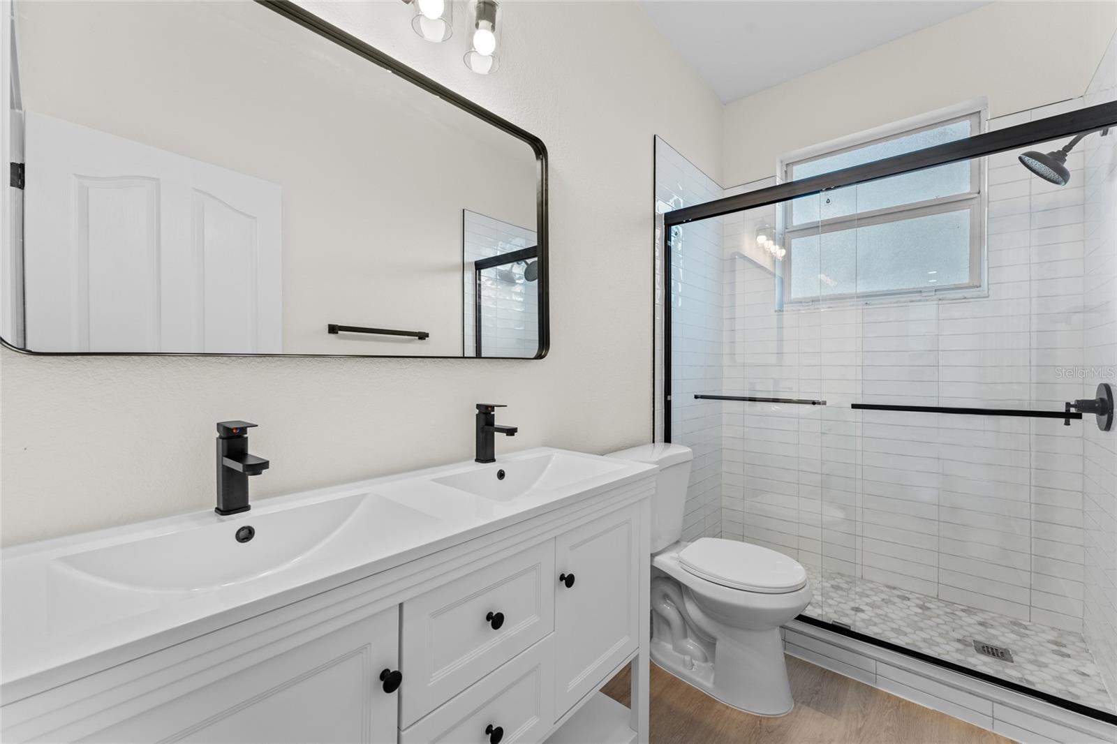 PORT CHARLOTTE SUB 05 - Residential Lease