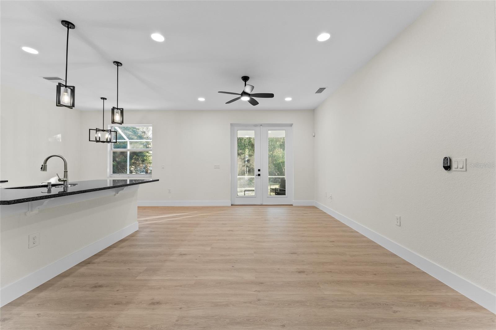 PORT CHARLOTTE SUB 05 - Residential Lease