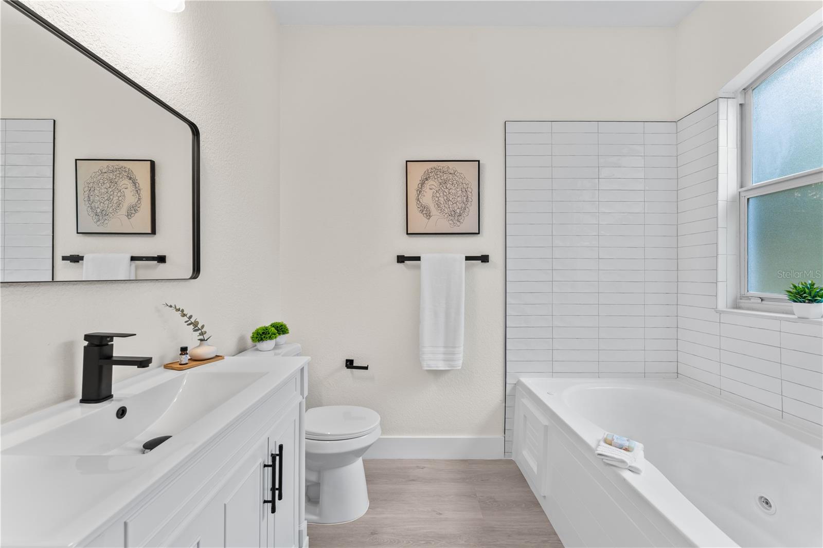 PORT CHARLOTTE SUB 05 - Residential Lease