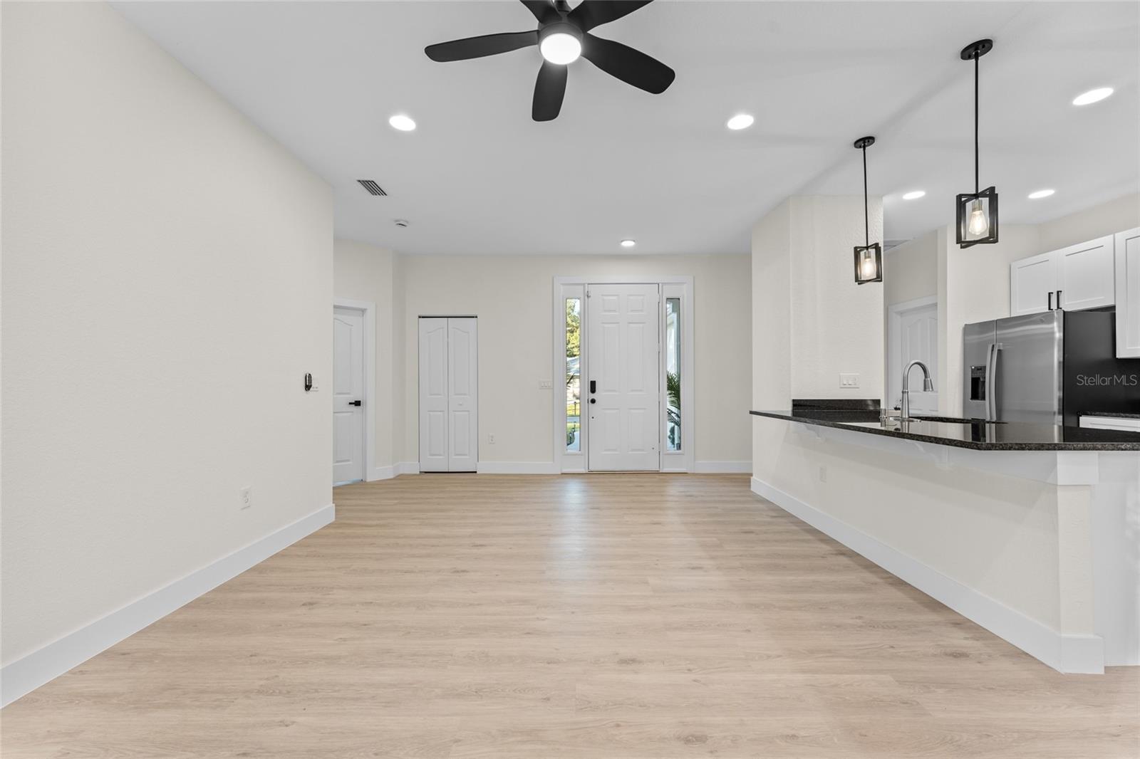 PORT CHARLOTTE SUB 05 - Residential Lease