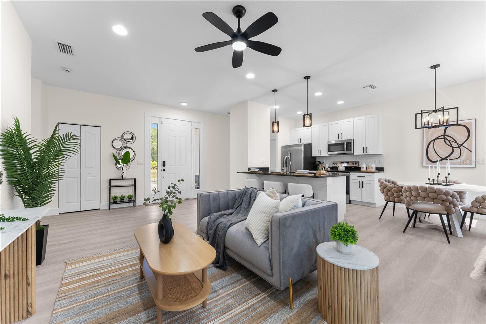 PORT CHARLOTTE SUB 05 - Residential Lease