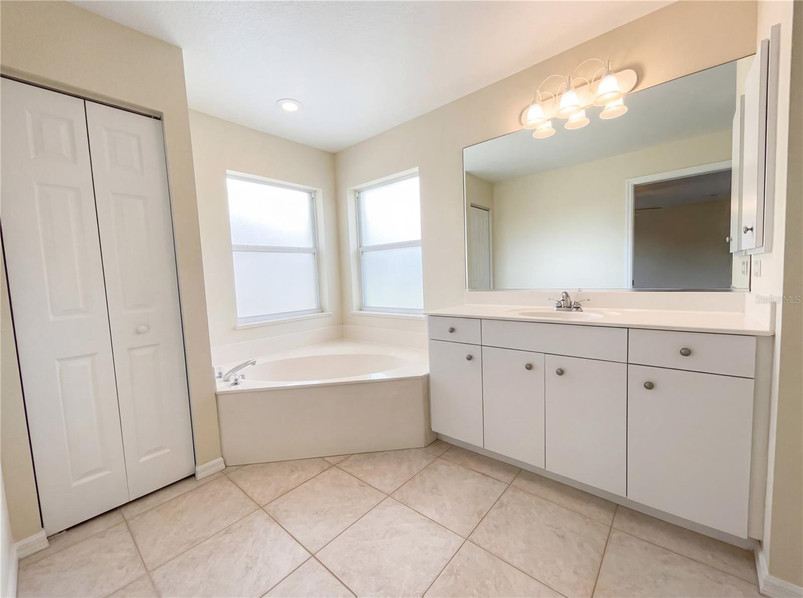 CHESTNUT CREEK ESTATES - Residential