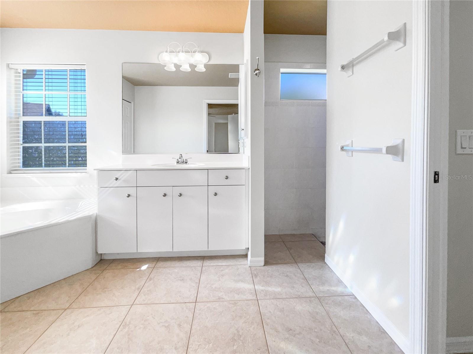 CHESTNUT CREEK ESTATES - Residential